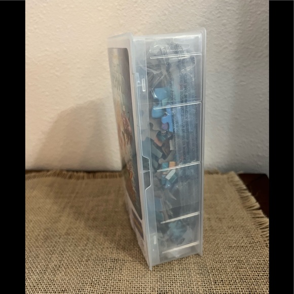 Disney The Little Mermaid 500 Piece Puzzle Blockbuster VHS Case Edition - Picture 4 of 5